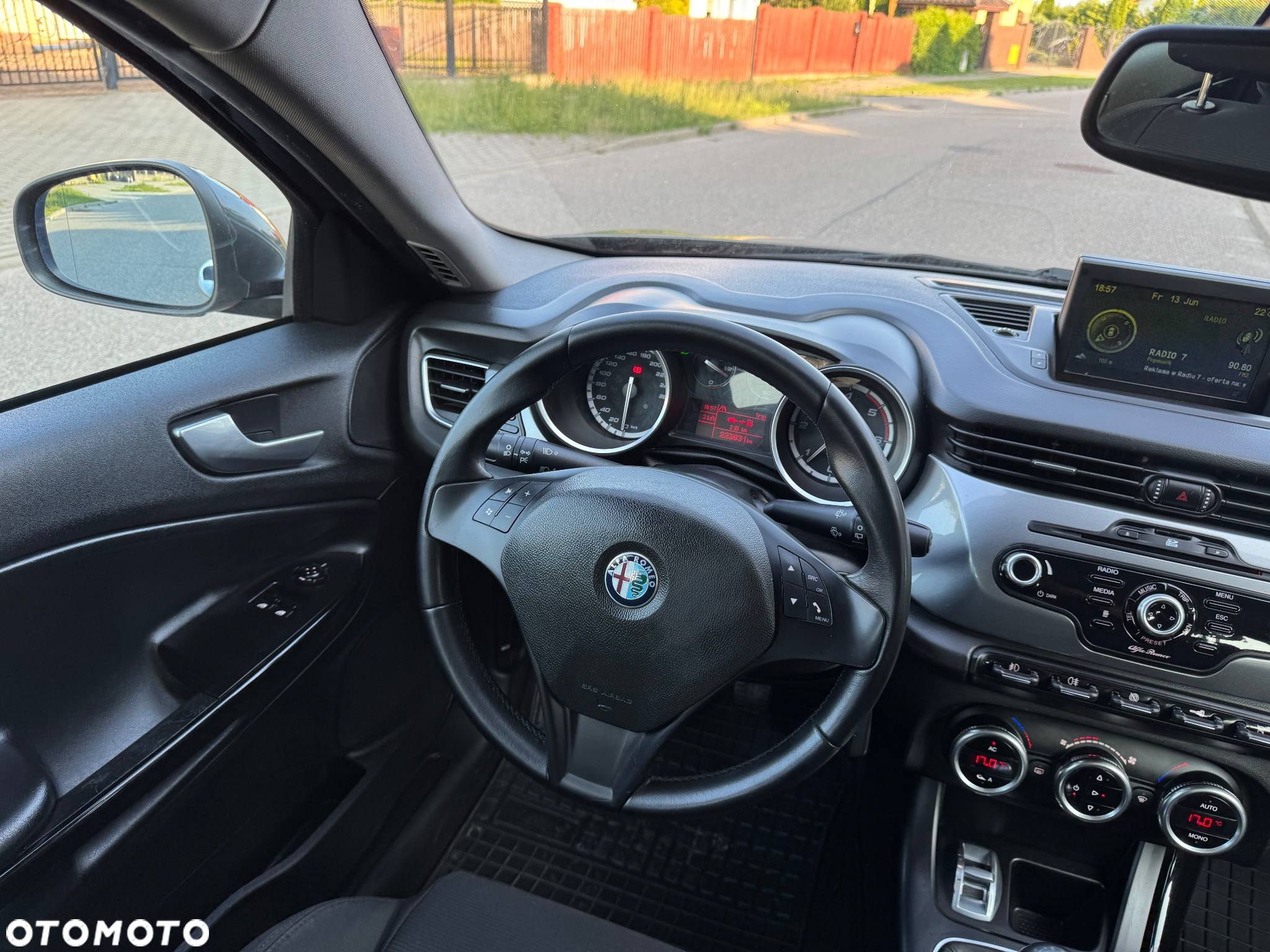 Alfa Romeo Giulietta - 25
