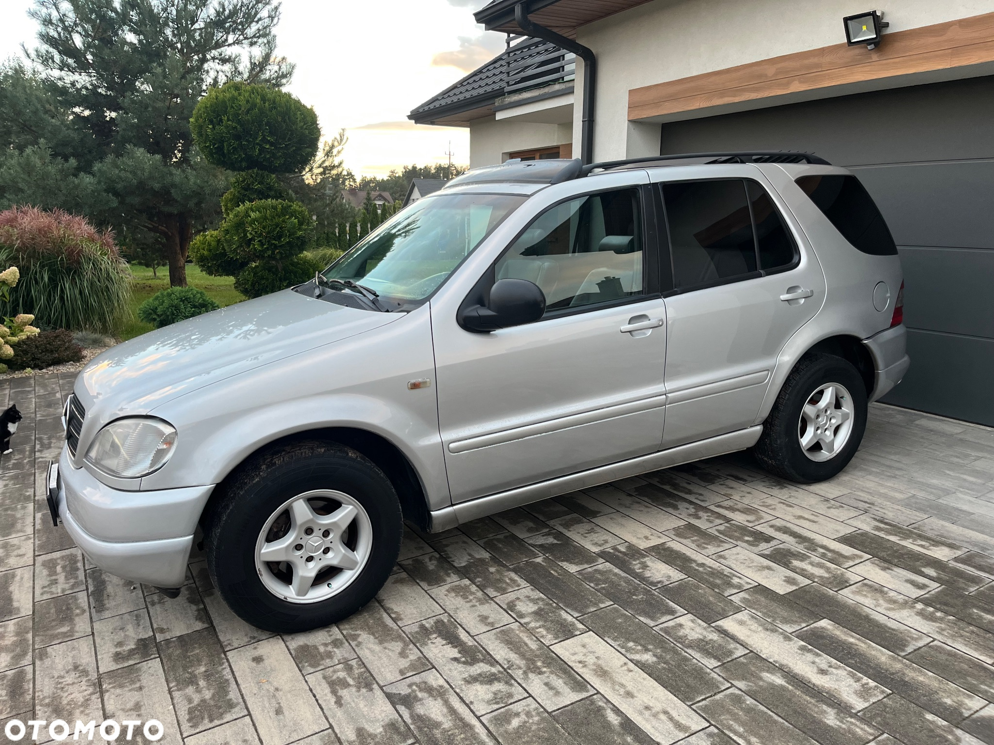 Mercedes-Benz ML 320 - 4