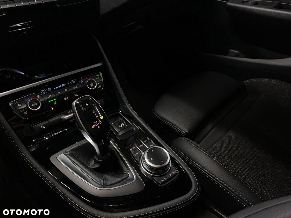 BMW Seria 2 - 32