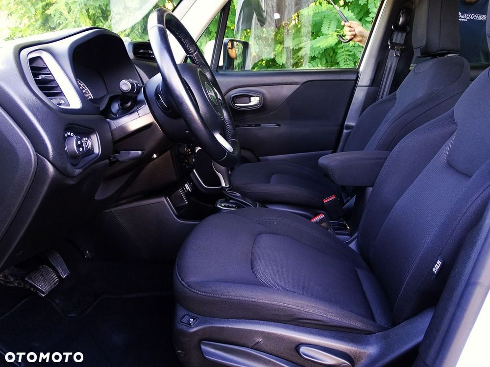Jeep Renegade - 21