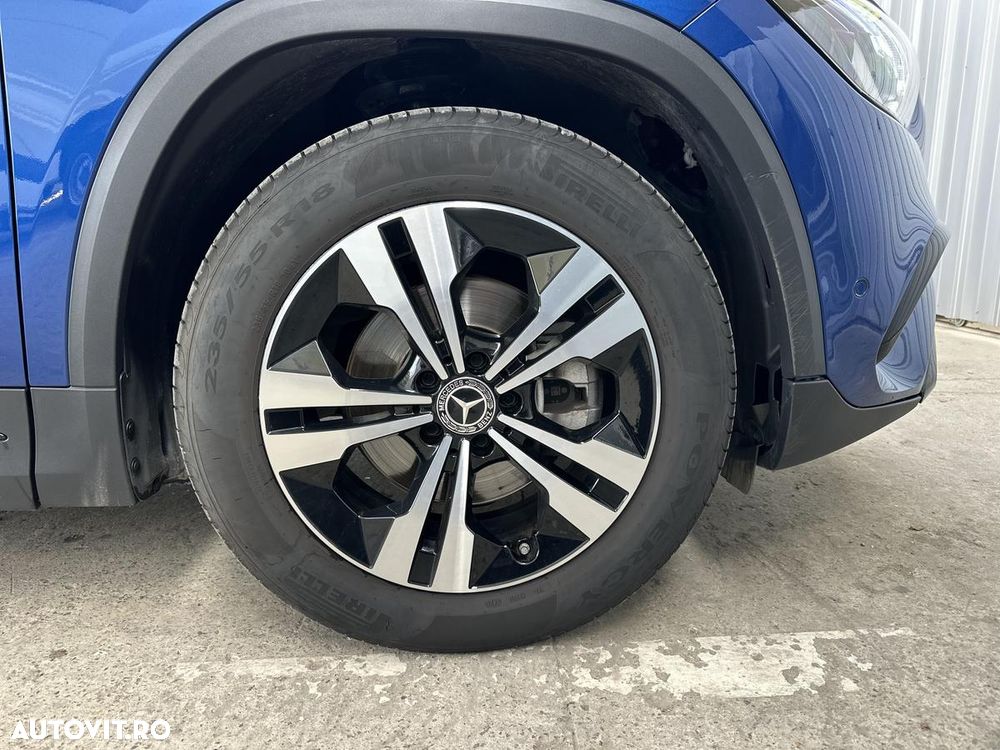 Mercedes-Benz GLA 200 d 4MATIC Aut. - 17