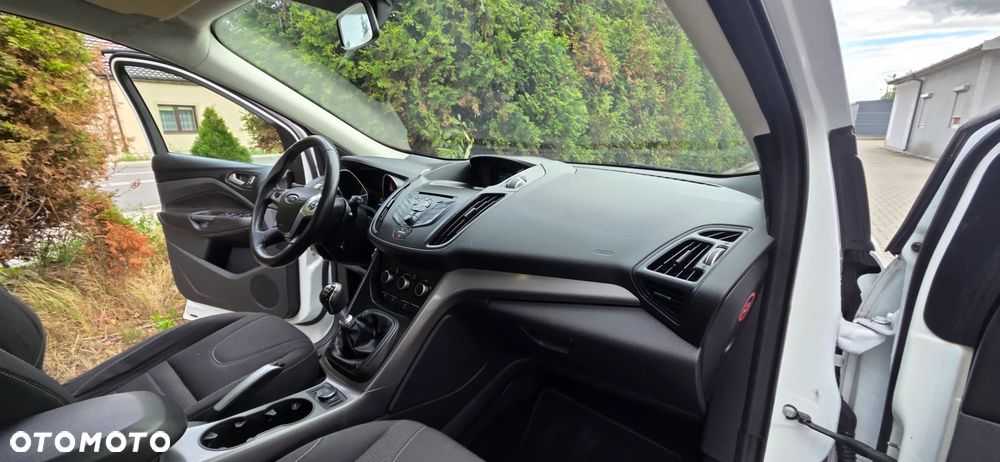 Ford Kuga 1.5 EcoBoost FWD Trend ASS - 37