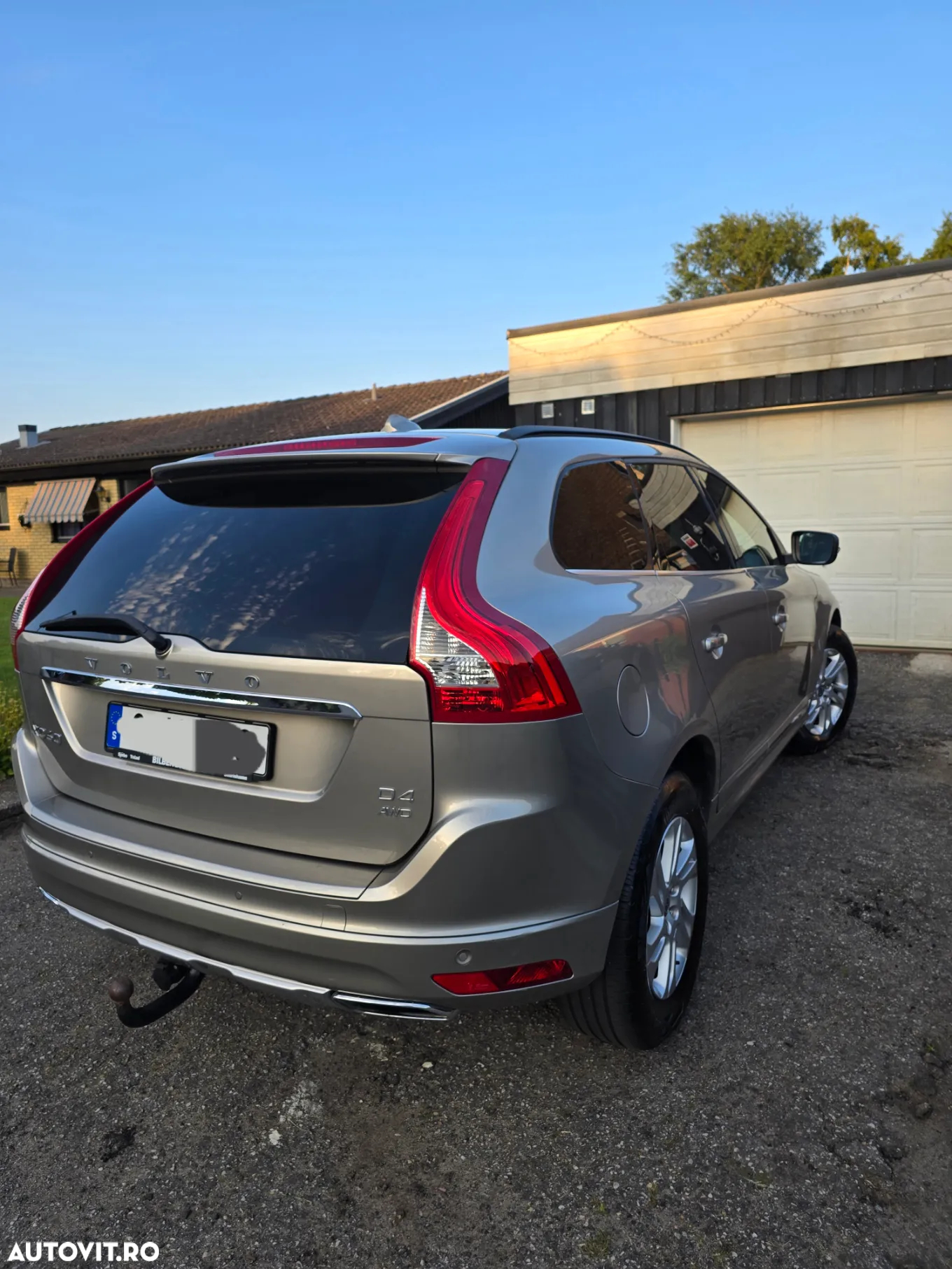 Volvo XC 60 D4 AWD Momentum - 9