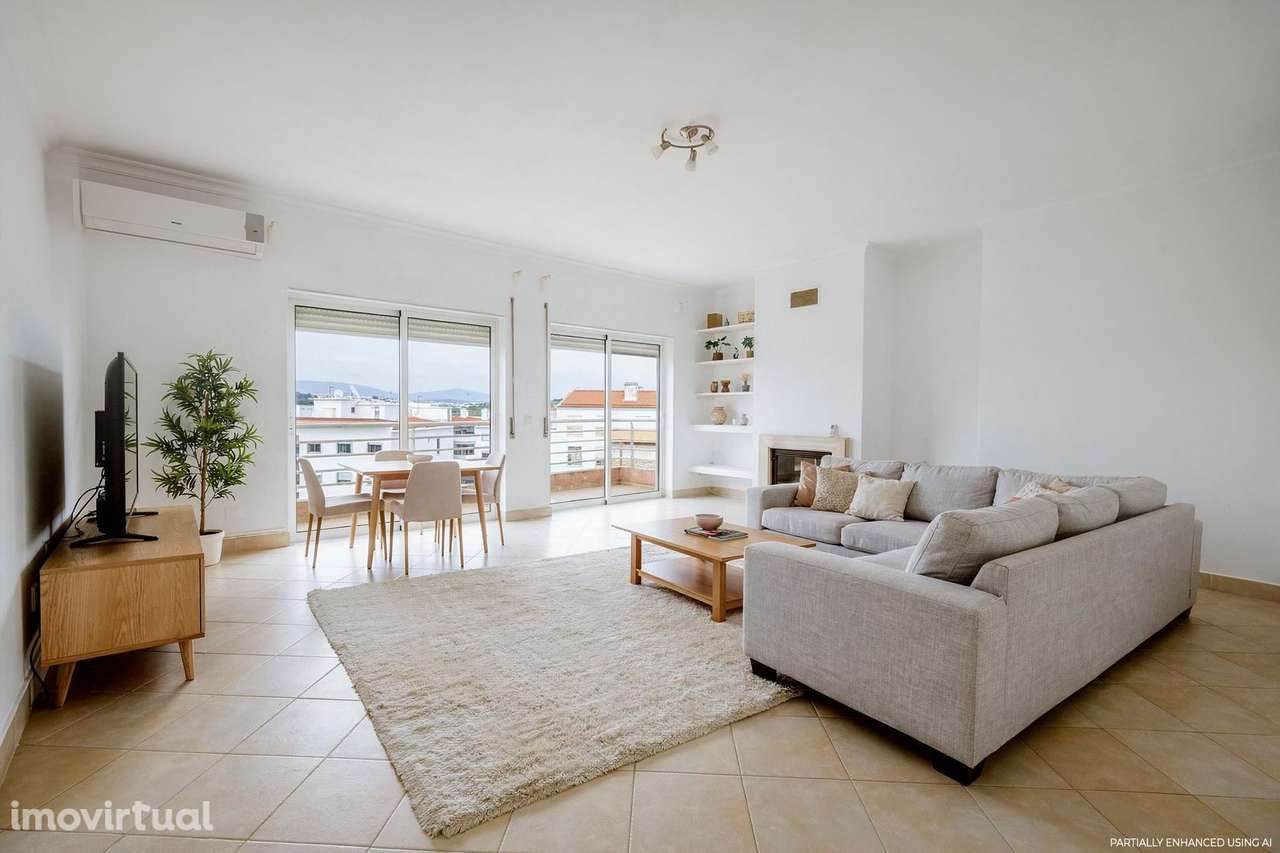 APARTAMENTO T3 NO ÚLTIMO ANDAR PARA VENDA EM LAGOS - Grande imagem: 3/37