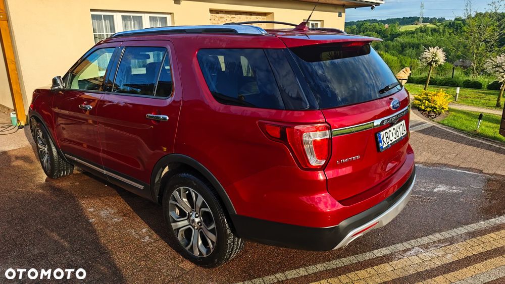 Ford Explorer - 3