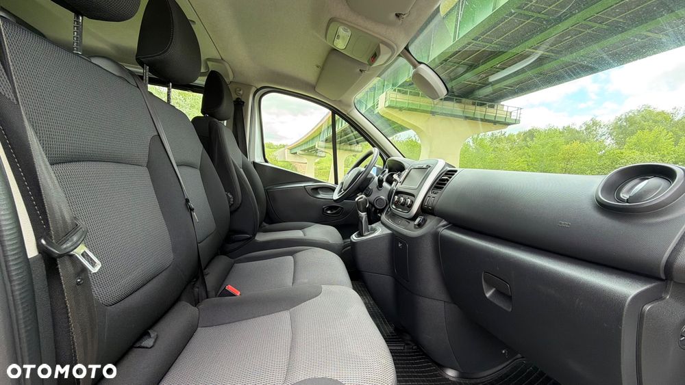 Renault Trafic - 10