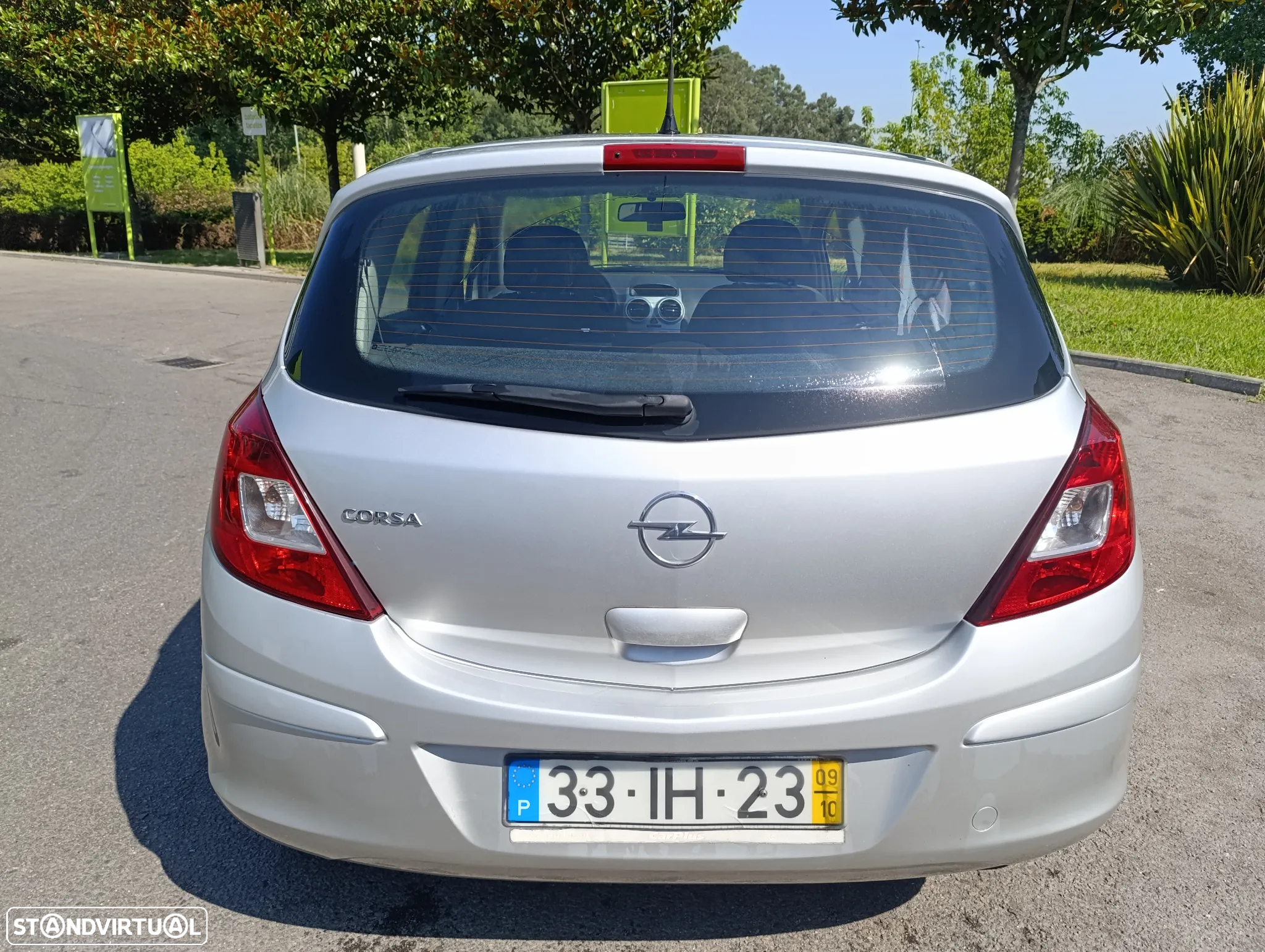 Opel Corsa 1.2 Enjoy - 4