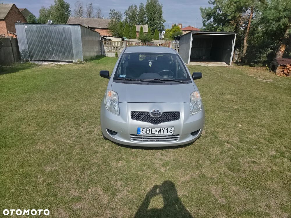 Toyota Yaris 1.0 Luna - 12