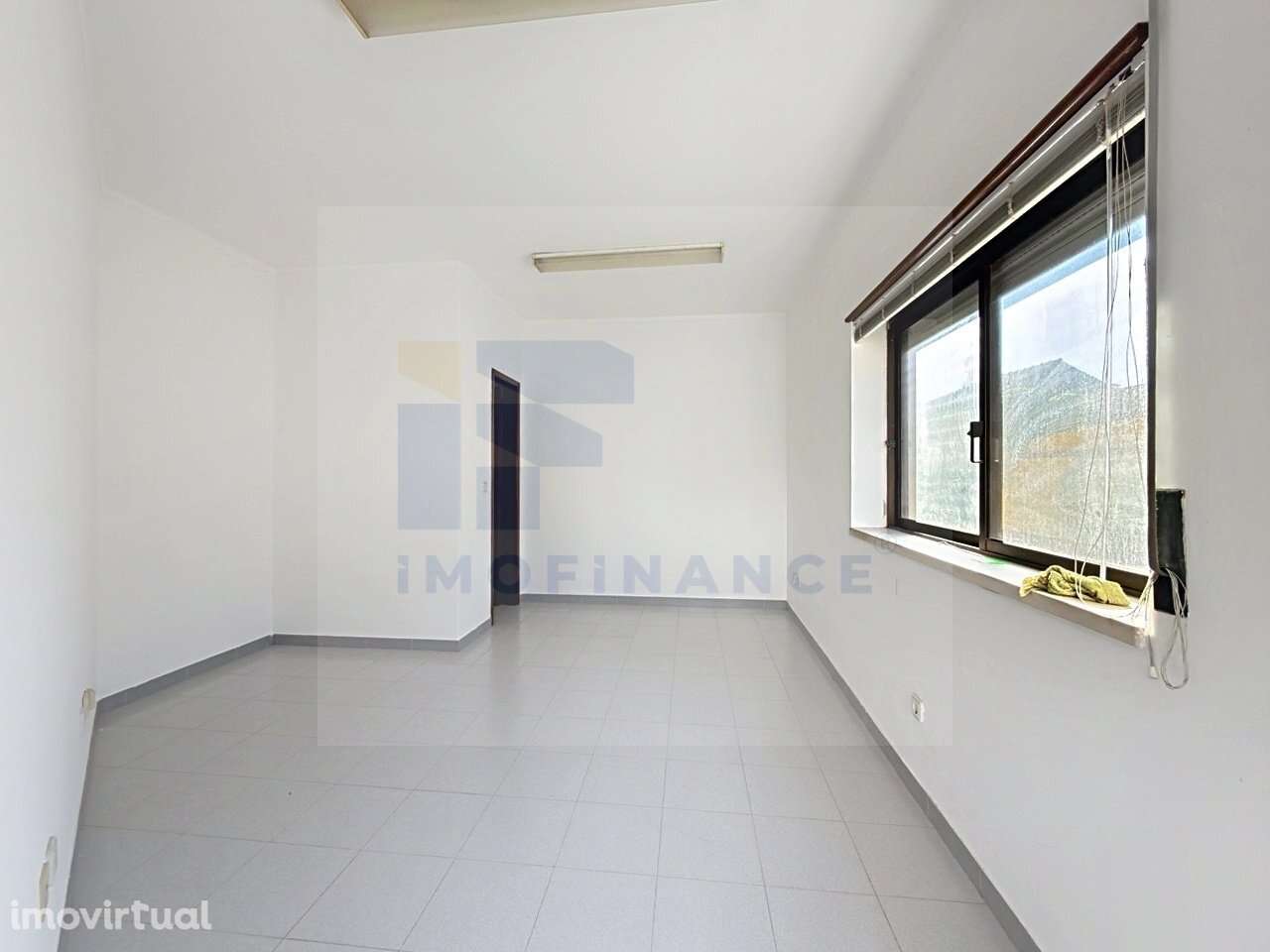 Espaço comercial - Grande imagem: 2/10