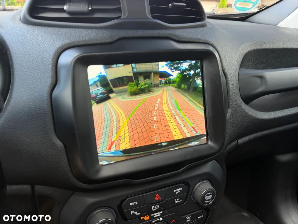 Jeep Renegade 1.4 MultiAir Limited - 25