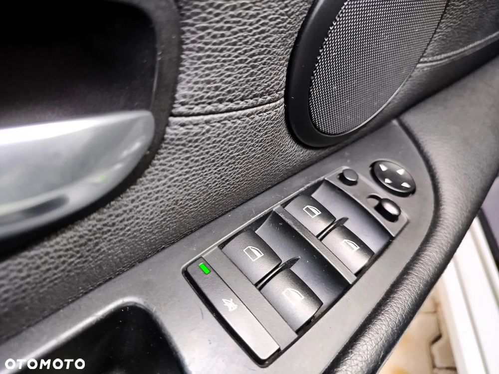 BMW Seria 5 535d - 40