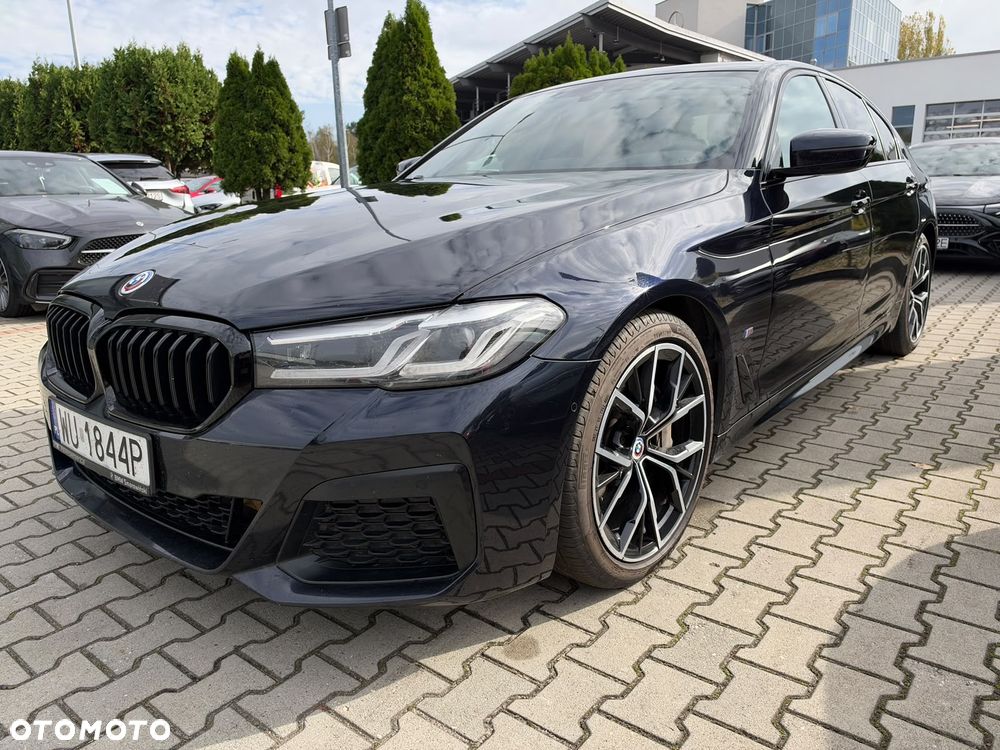 BMW Seria 5 530d xDrive mHEV M Sport sport - 3