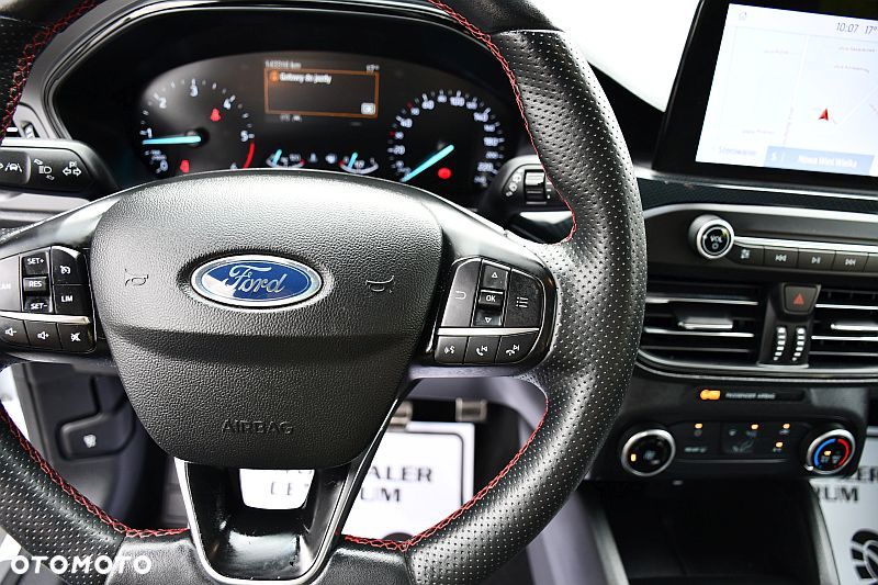 Ford Focus 1.5 EcoBlue Start-Stopp-System ST-LINE X - 17