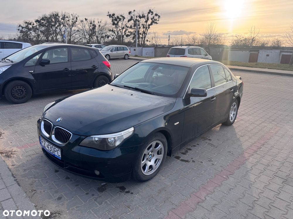 BMW Seria 5 523i - 8