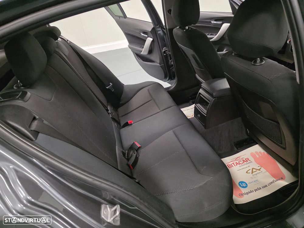 BMW 116 d Advantage - 29