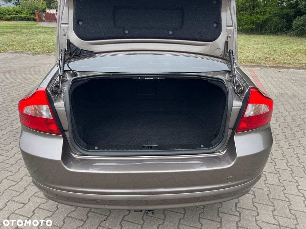 Volvo S80 2.4D5 Executive - 8