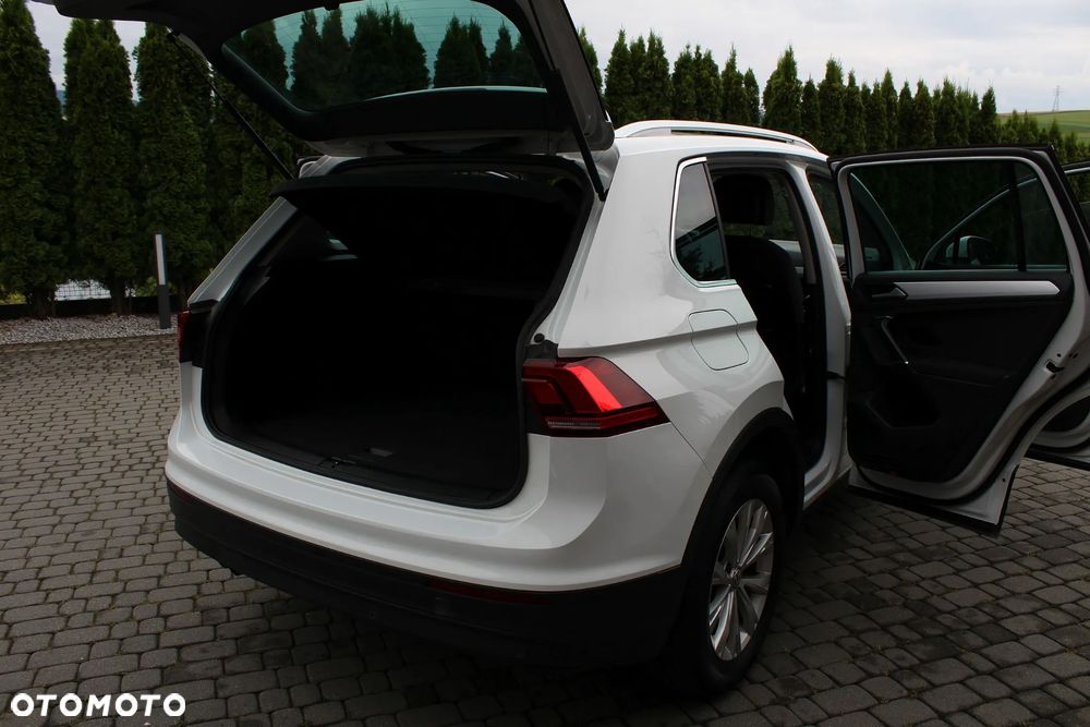 Volkswagen Tiguan 2.0 TDI SCR 4MOTION BlueMotion Technology DSG Lounge Track & Style - 27