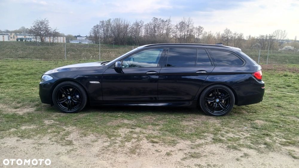 BMW Seria 5 528i Sport-Aut - 14