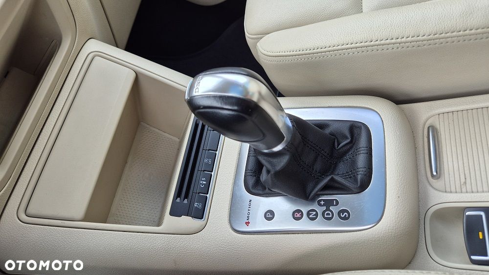 Volkswagen Tiguan - 15