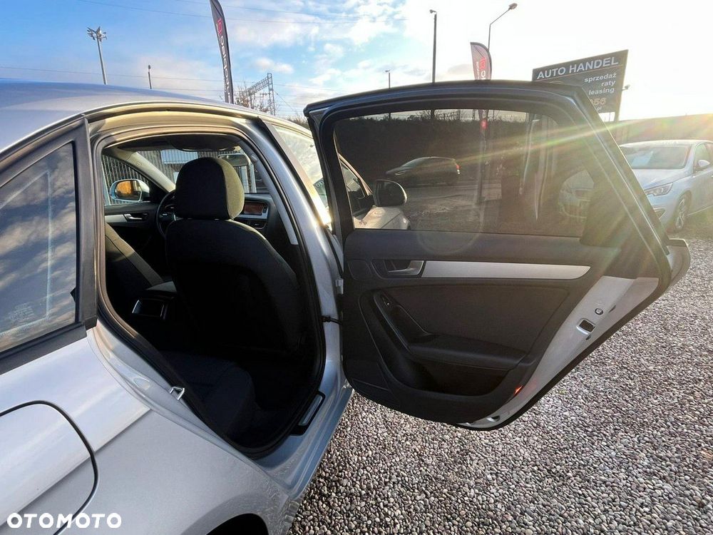 Audi A4 Limousine 1.8 TFSI Ambiente - 30