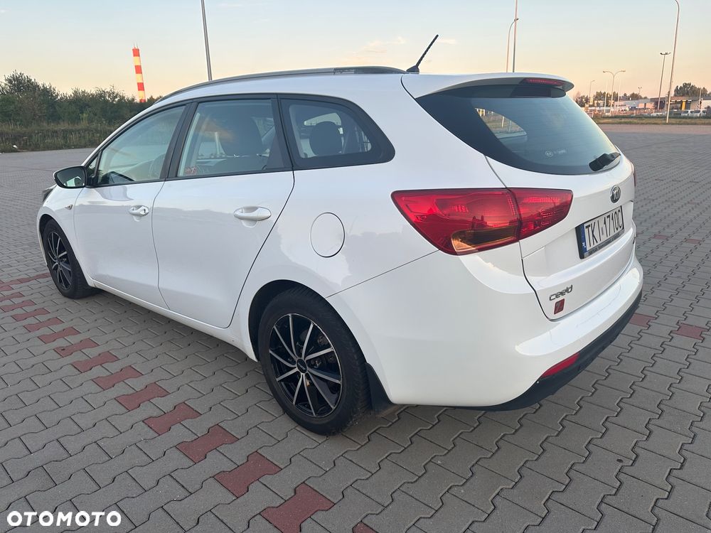 Kia Ceed 1.6 CRDi M - 7