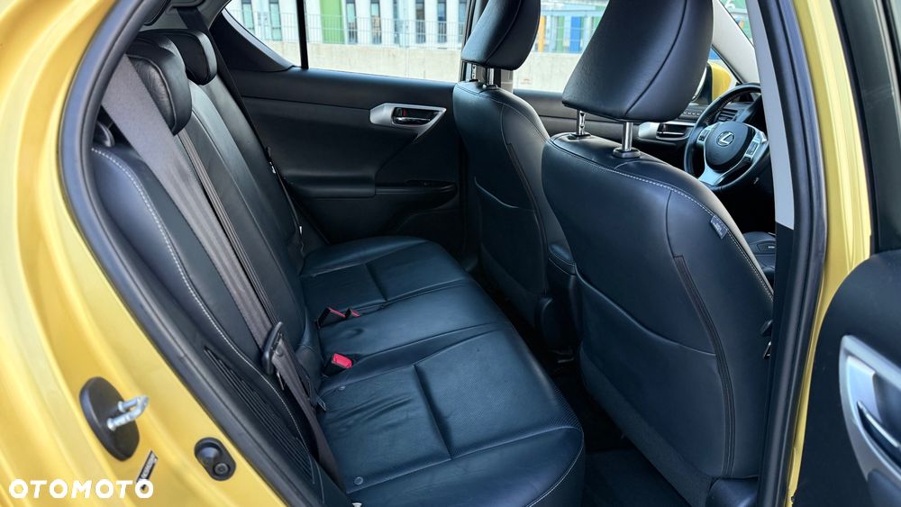 Lexus CT 200h Prestige - 15