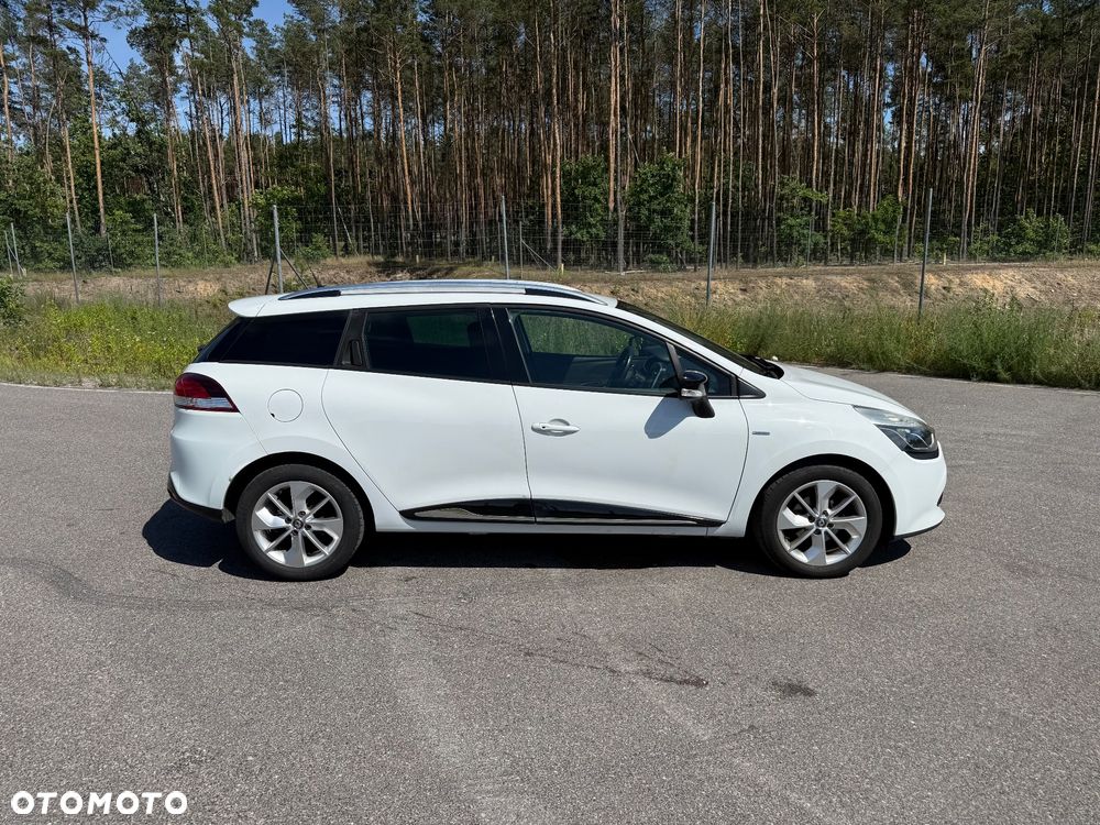 Renault Clio 1.2 16V 75 LIMITED - 3