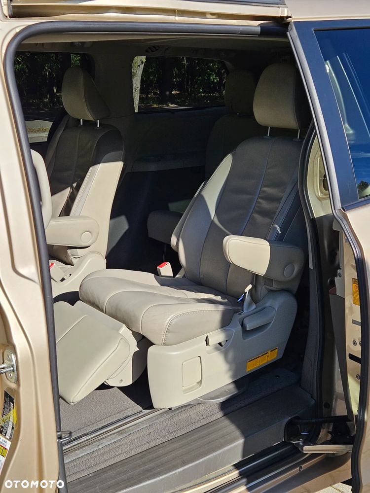 Toyota Sienna 3.5 V6 Limited AWD - 8