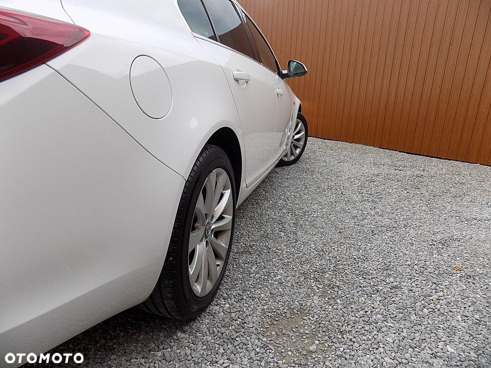 Opel Insignia 1.6 Turbo Design Edition - 26