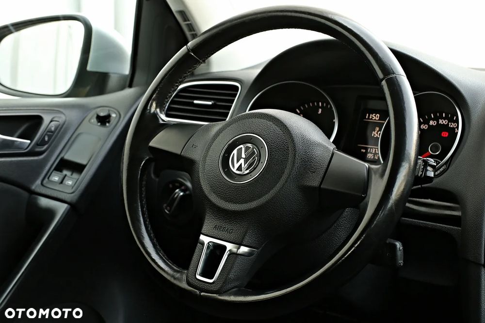 Volkswagen Golf 1.6 TDI DPF BlueMotion Technology Team - 28