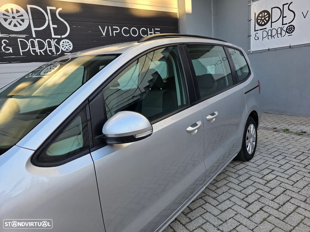 VW Sharan 2.0 TDI Confortline - 26