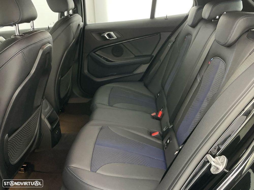 BMW 118 i Pack Desportivo M Auto - 12