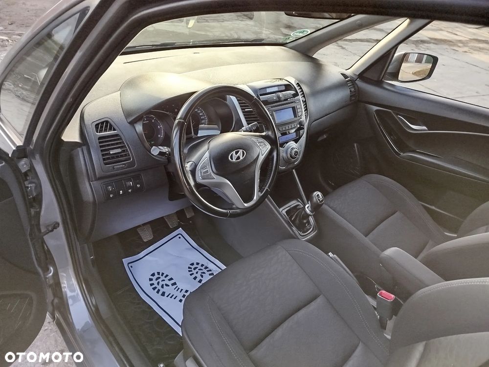 Hyundai ix20 1.4 Fifa World Cup Edition - 40