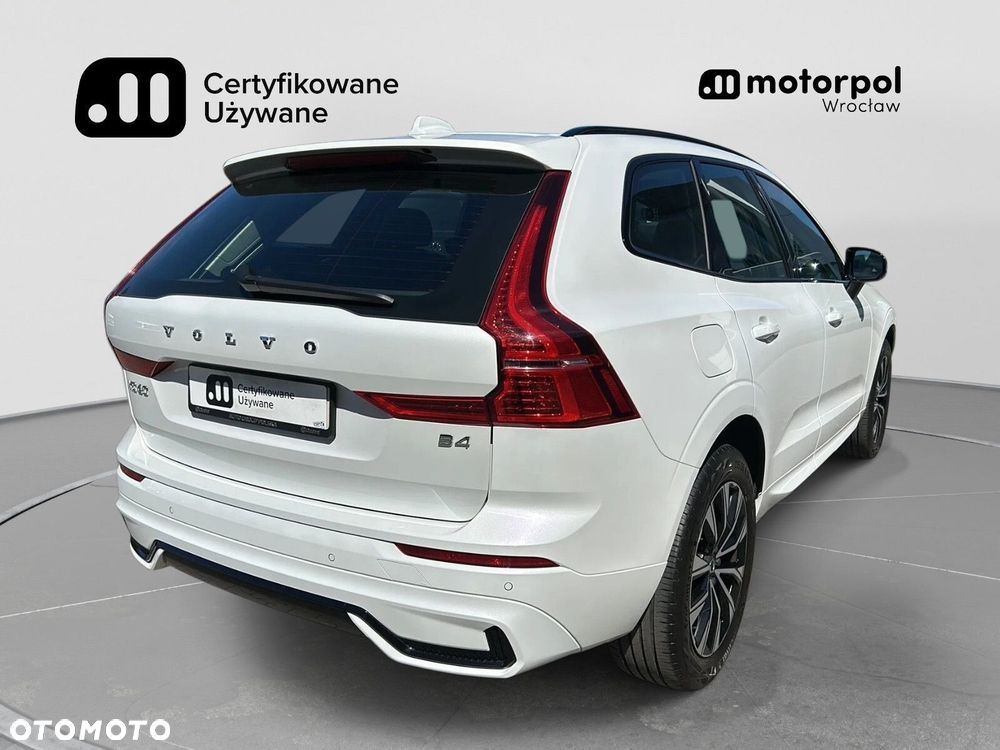 Volvo XC 60 B4 B Plus Dark - 15