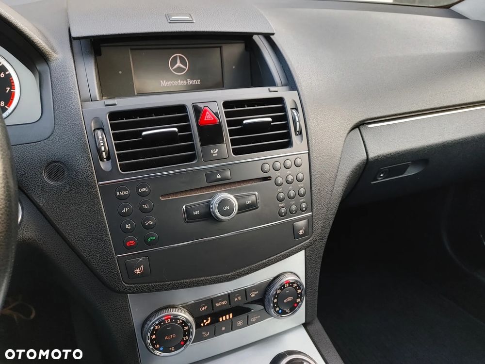 Mercedes-Benz Klasa C 180 Kompressor Avantgarde - 14