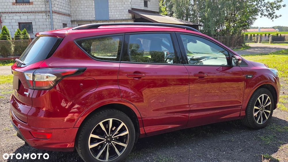 Ford Kuga 1.5 EcoBoost 2x4 ST-Line - 3