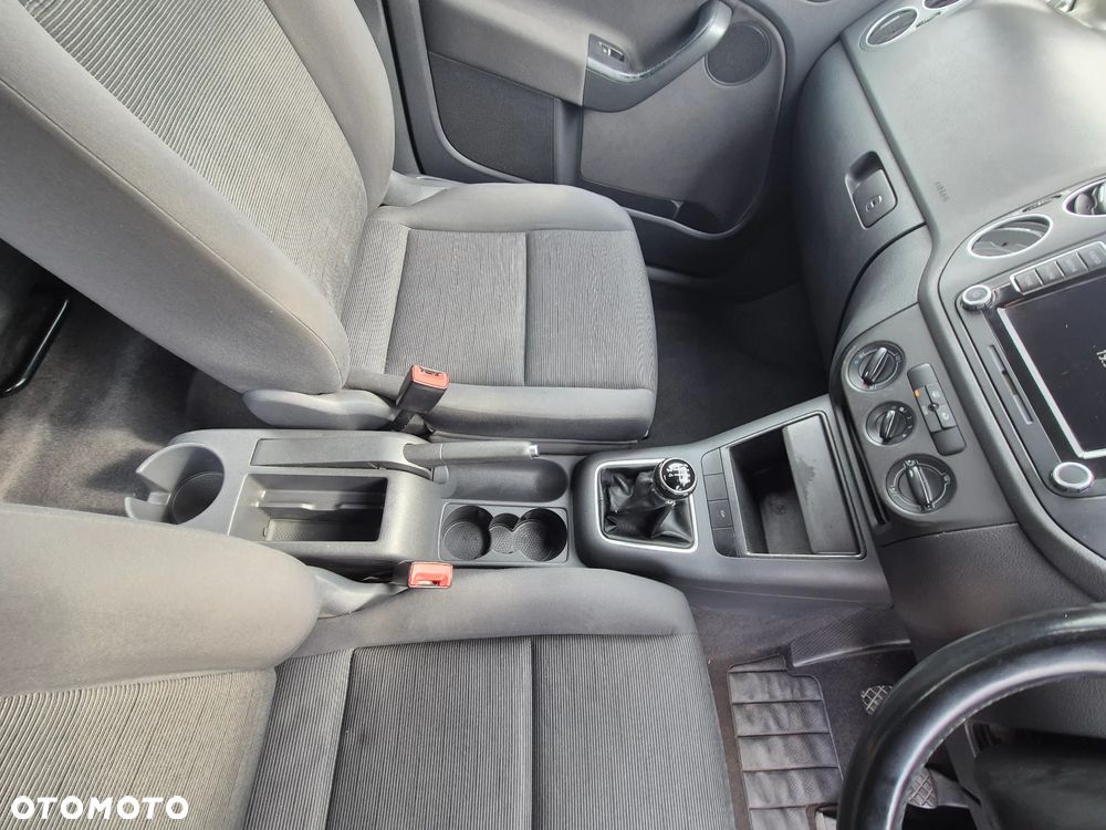 Volkswagen Golf Plus - 12