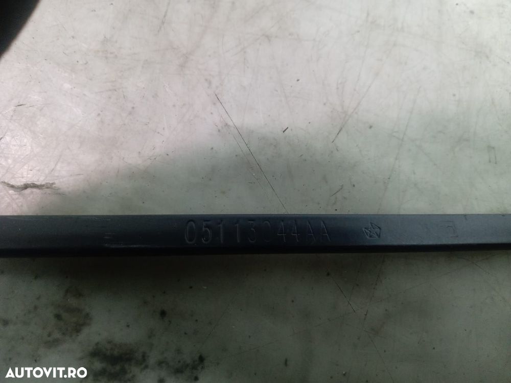 Brat stergator parbriz 05113044aa Chrysler Voyager 5 [2007 - 2011] 2. - 2