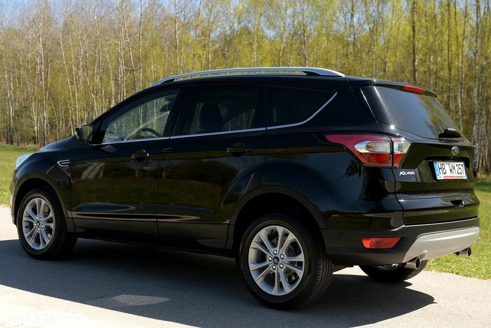 Ford Kuga 2.0 TDCi 4x2 Titanium - 4