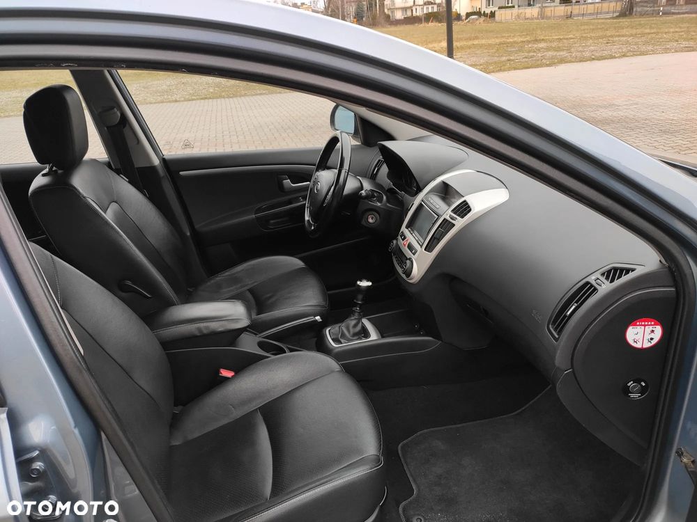 Kia Ceed 2.0 Optimum + - 7