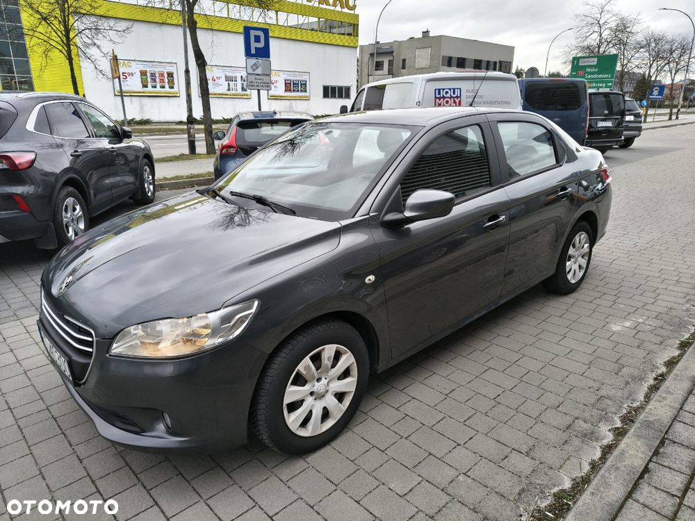 Peugeot 301 1.6 HDi Active - 1