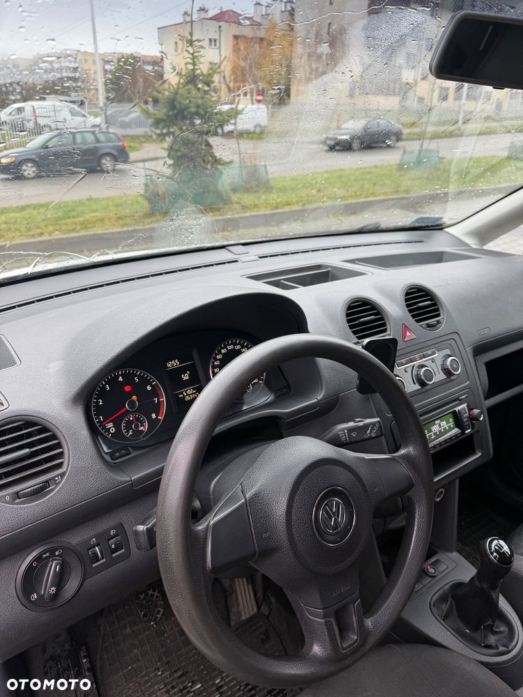 Volkswagen Caddy - 11