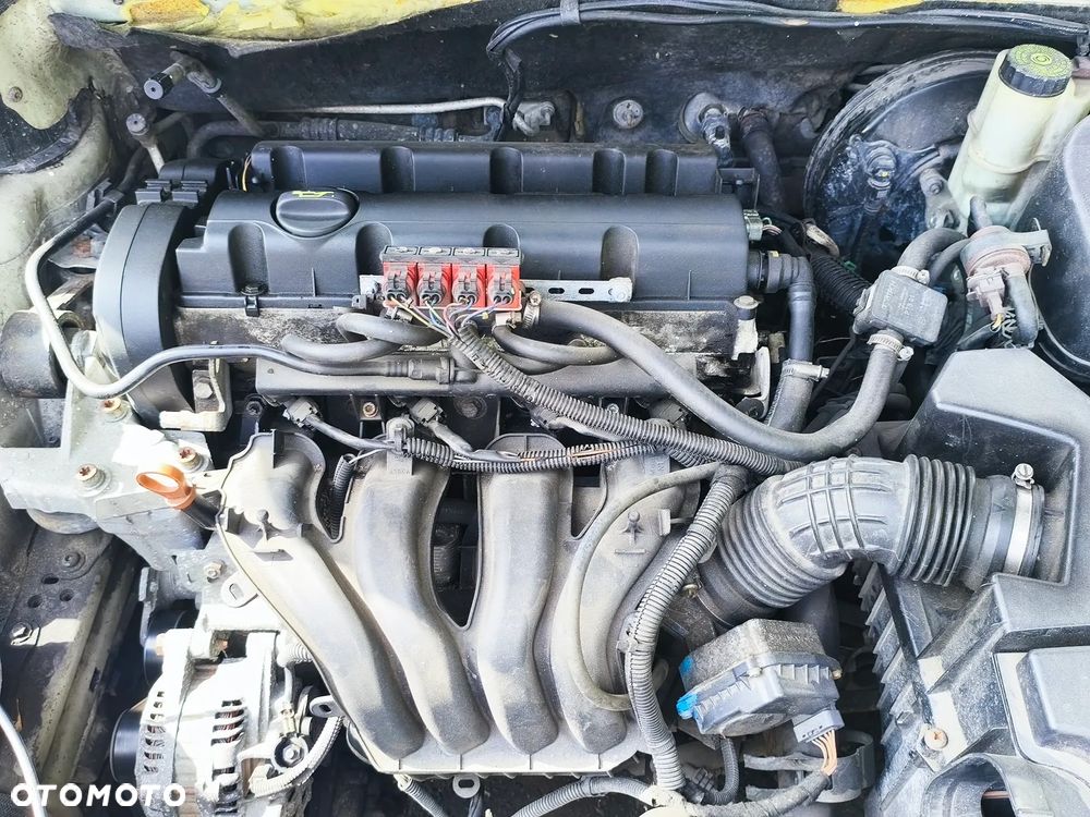 Peugeot 407 2.0 Premium - 14