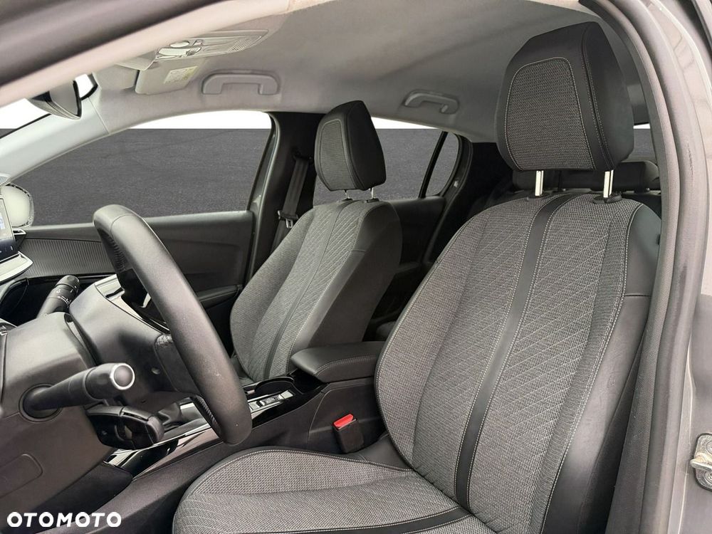 Peugeot 208 1.2 PureTech Allure S&S - 17