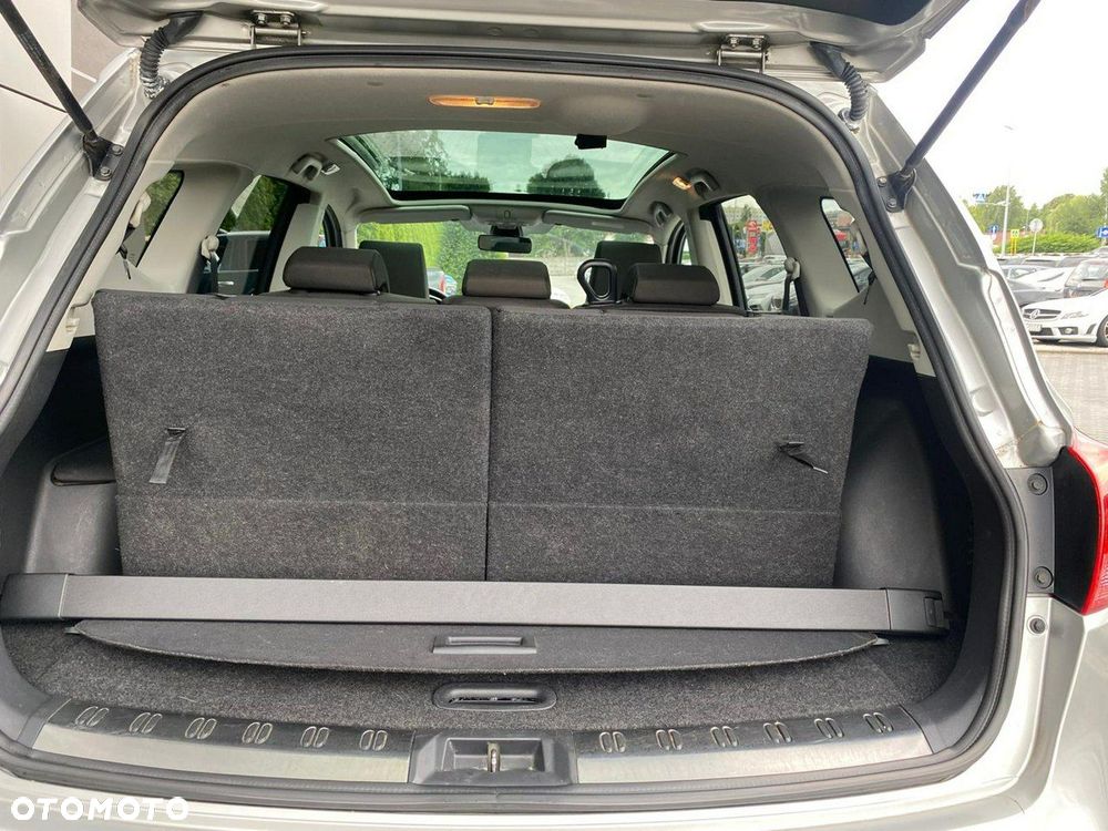 Nissan Qashqai+2 - 6