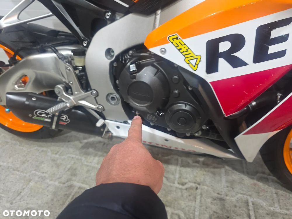 Honda CBR - 23
