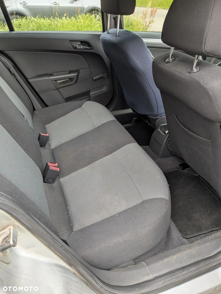 Opel Astra - 8