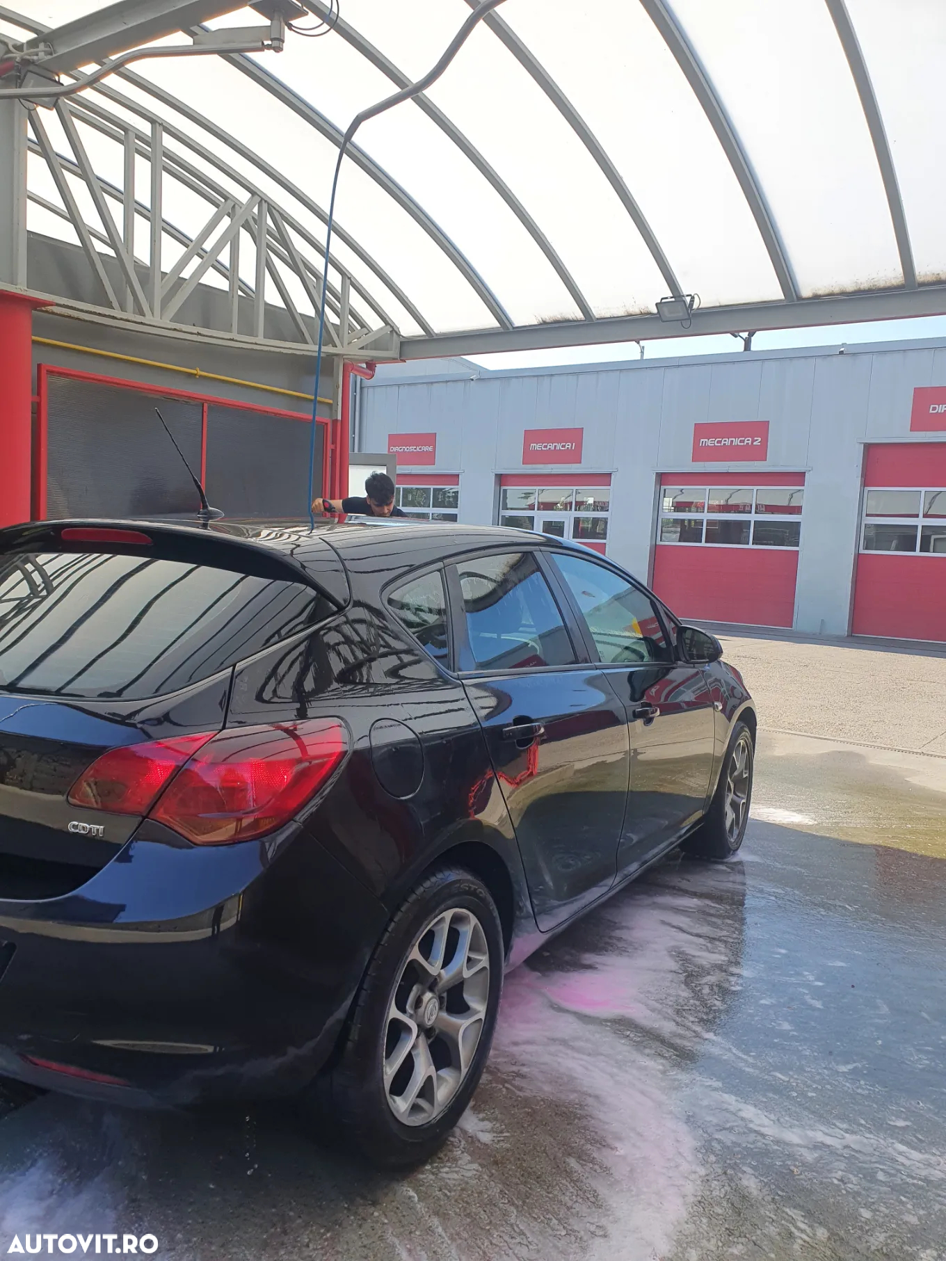 Opel Astra 2.0 CDTI Cosmo - 3