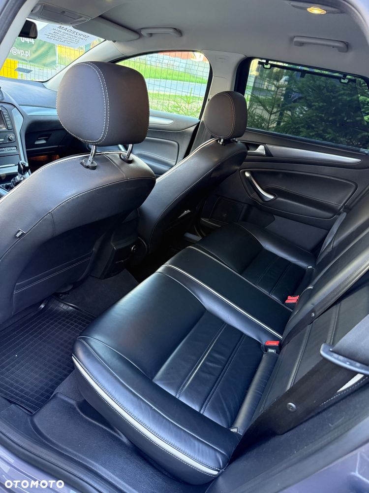 Ford Mondeo 2.0 TDCi Titanium - 16