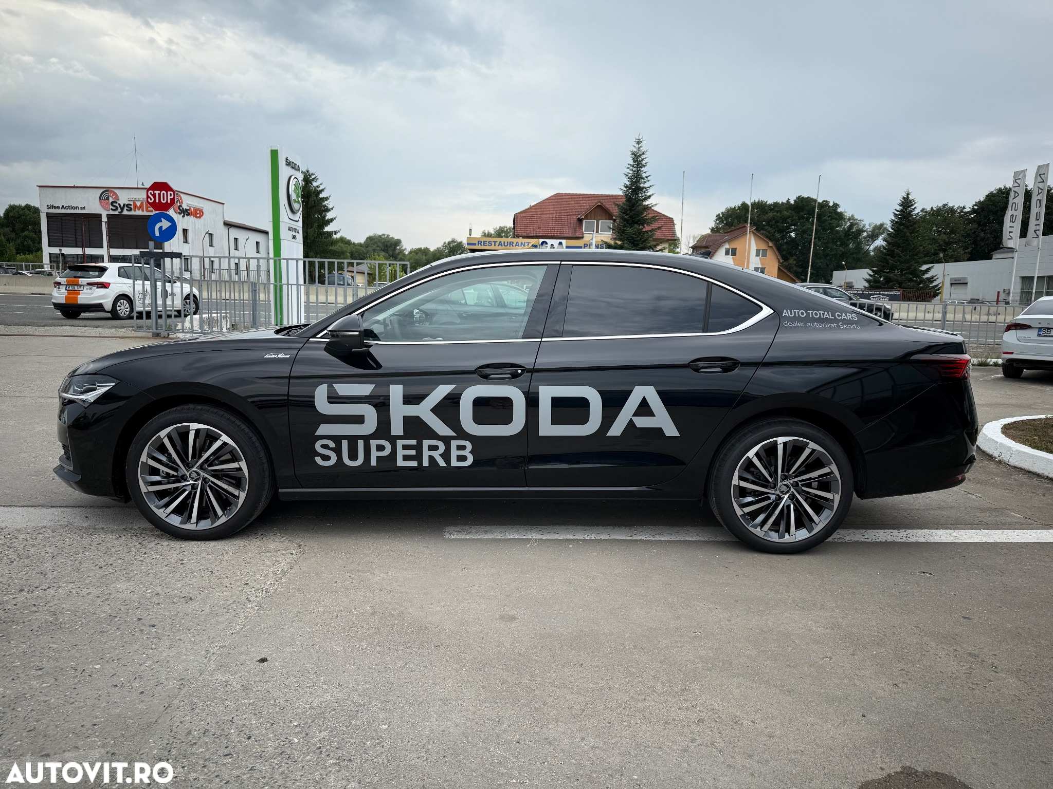Skoda Superb 2.0 TDI 193 CP 4x4 DSG Laurin & Klement - 4